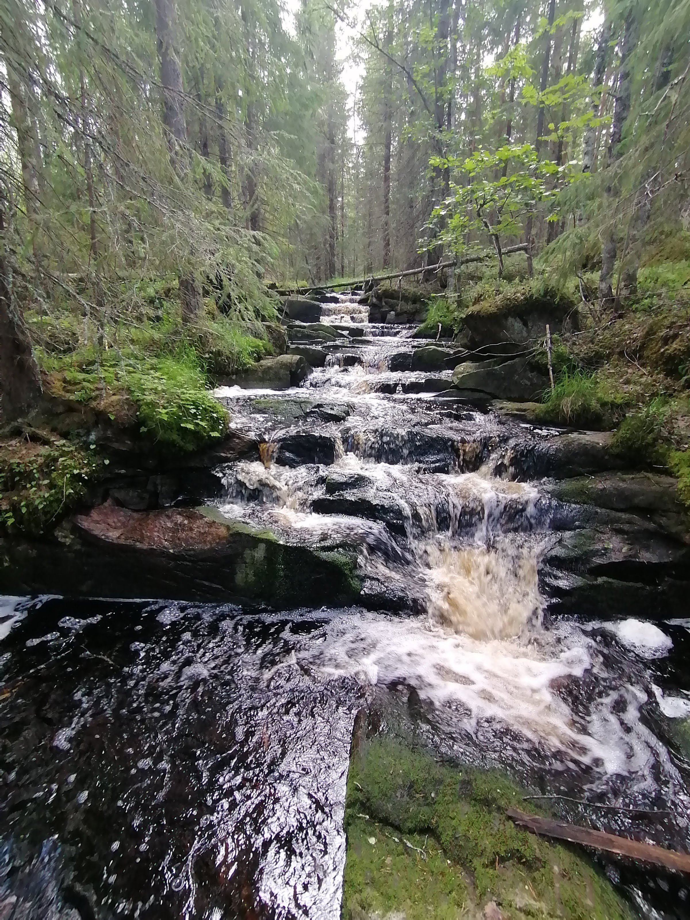 Peipospuron Kohiseva Waterfall